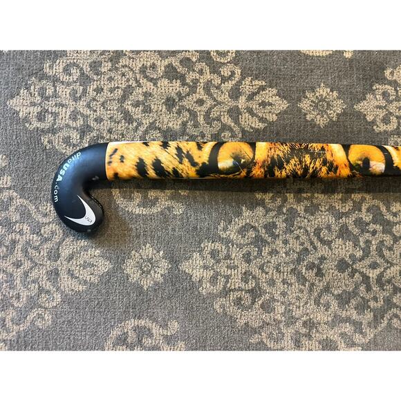 Dita Cheetah Field hockey Stick Limited Edition 35” Indoor Model - Picture 5 of 6